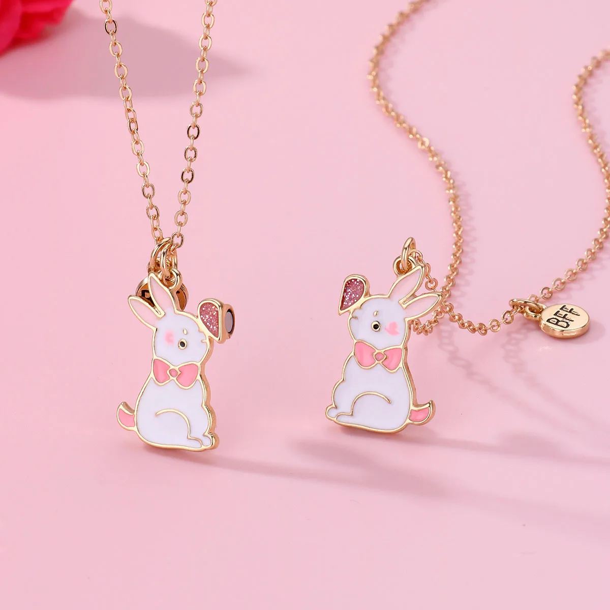 2 Pcs Good Friend Alloy Dripping Oil Cute Rabbit Magnetic Charm Pendant Fashion Exquisite Necklace Girl Festival Gift Jewelry