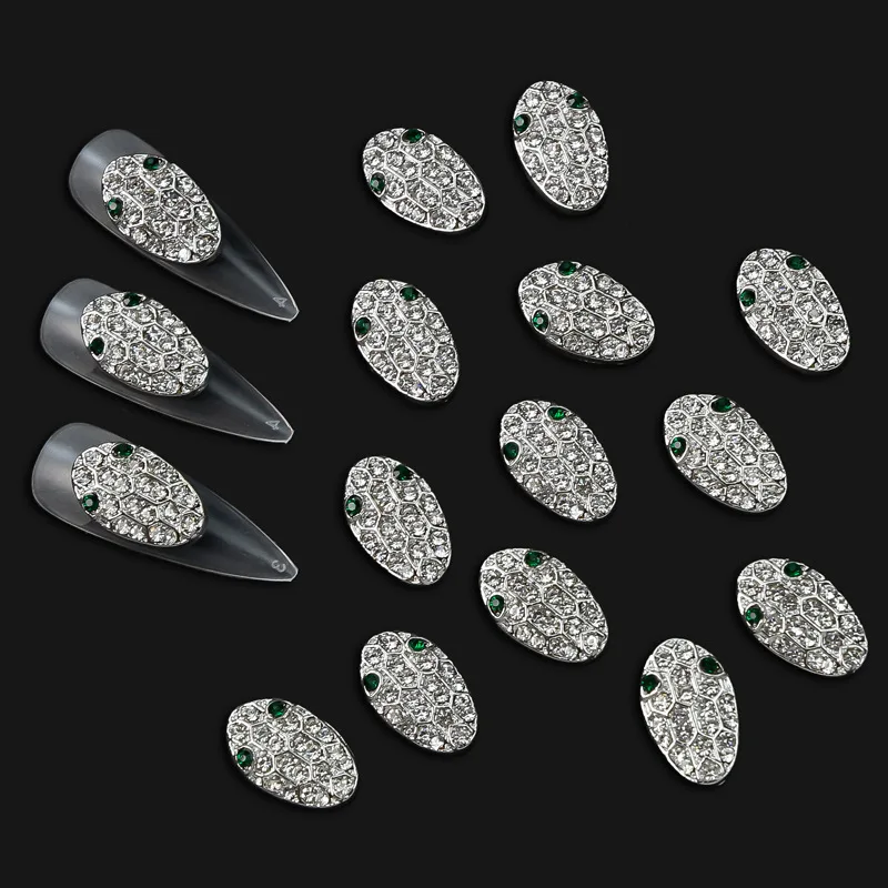 

10pcs Green Zircon Snake Head Charm Crystal Jewelry Rhinestones Sexy Nail Art Decoration 3D Manicure Nails Luxury Decorations