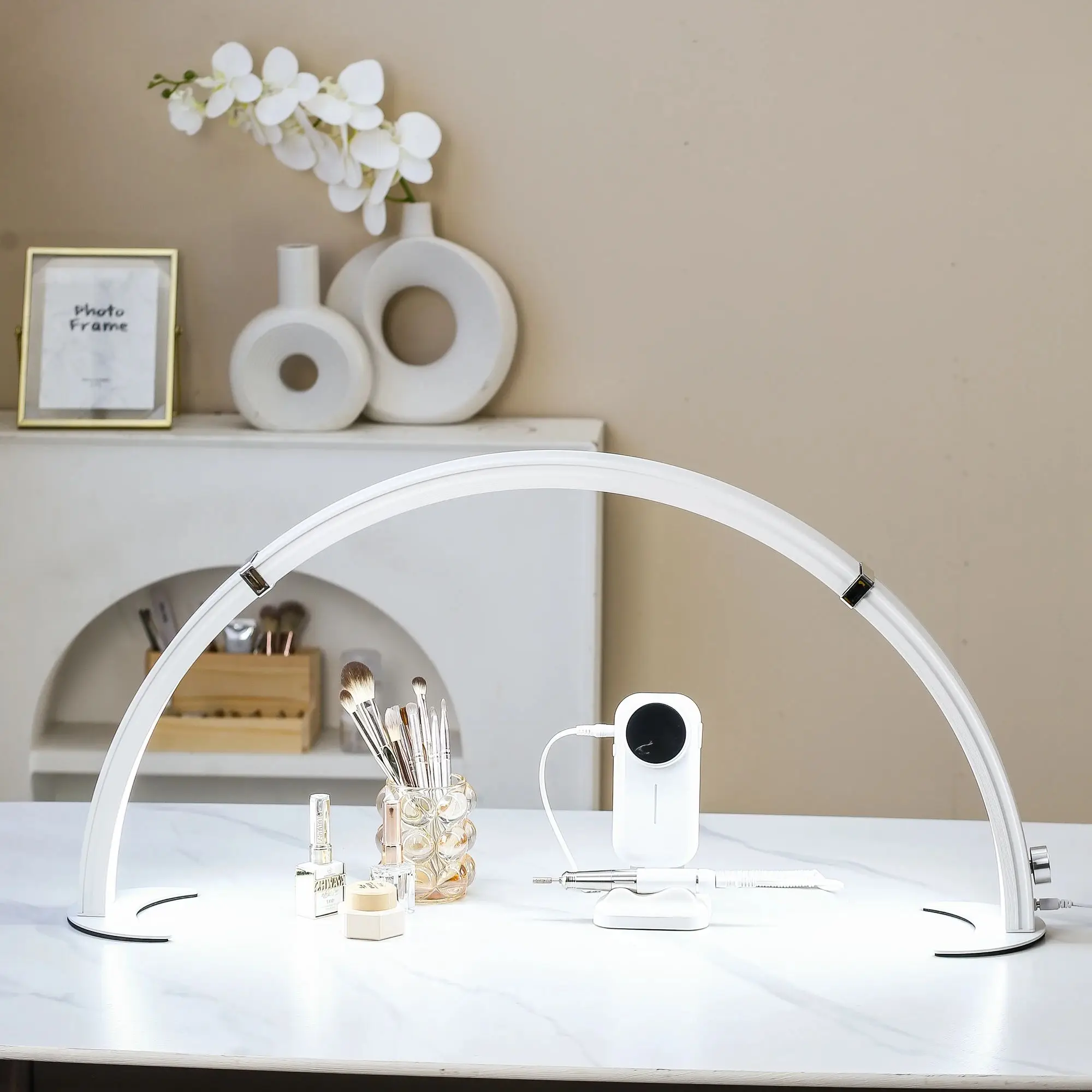 مصباح أظافر منزلي LED بالأشعة فوق البنفسجية على شكل نصف قمر وأدوات أظافر ورموش مضيئة تستخدم في الصالون بتصميمات ماسية