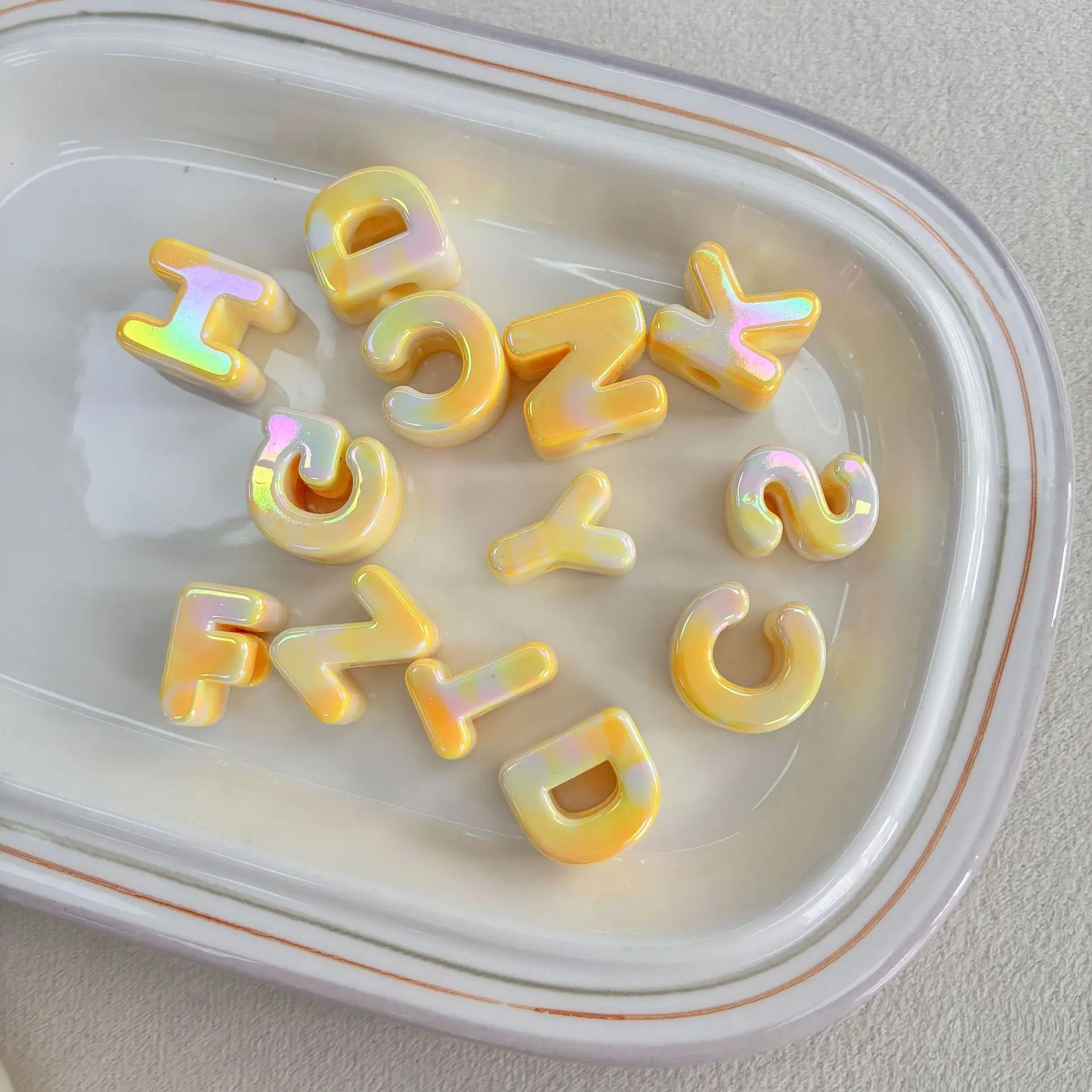 26-100 Stück Acryl-Alphabetperlen mit großem Loch, zweifarbig, irisierend, UV-beschichtet für DIY-Handykette, Schlüsselanhänger, Schmuckherstellung, lose Perlen – Detail 12