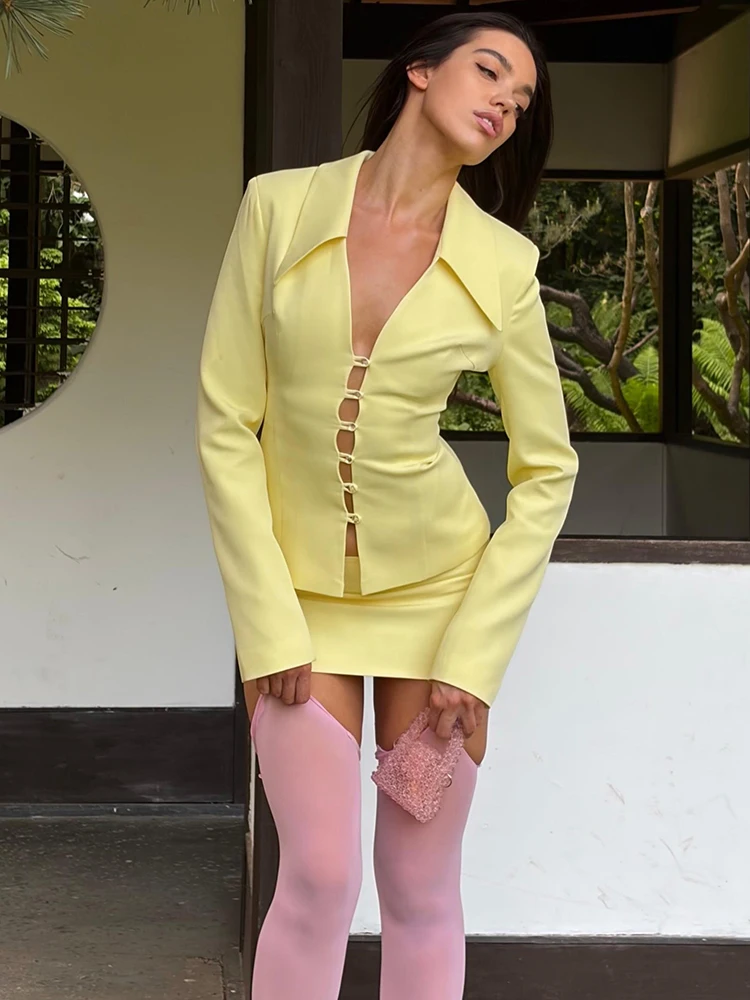 Weird Puss Elegantes 2-teiliges Set für Damen, trendige einreihige Jacke mit V-Ausschnitt + Mini-Rock mit Pfirsichhüft-Form, modische, schicke Party- und Streetwear-Anzüge – Detail 15