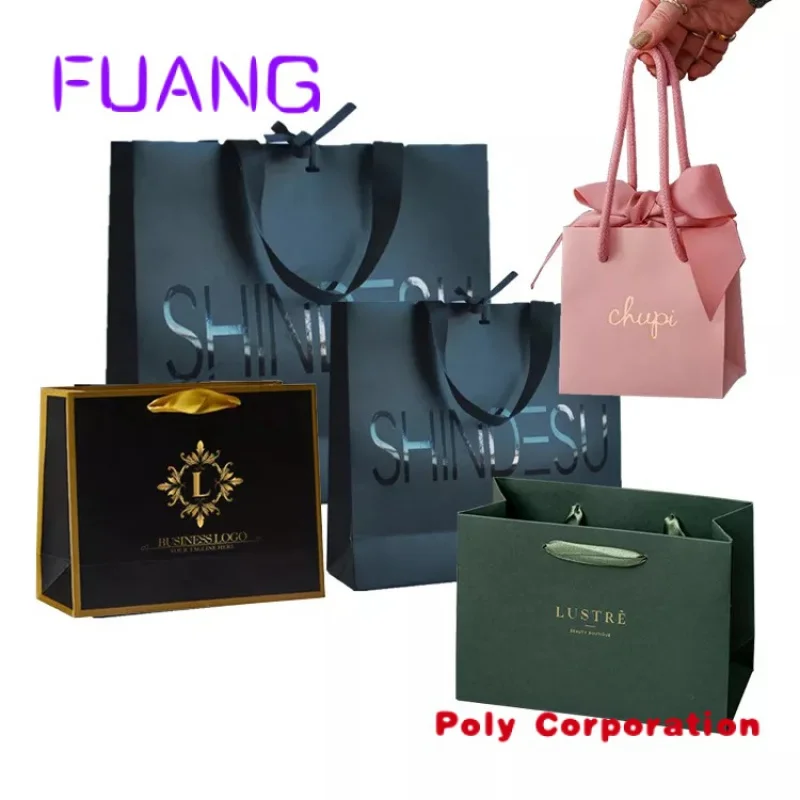 Custom  Wholesale Luxury Black Shoes Clothes Packing Paper Bags Printed Custom Logo Clothing Shopping Gift Jewelry Packaging Pap