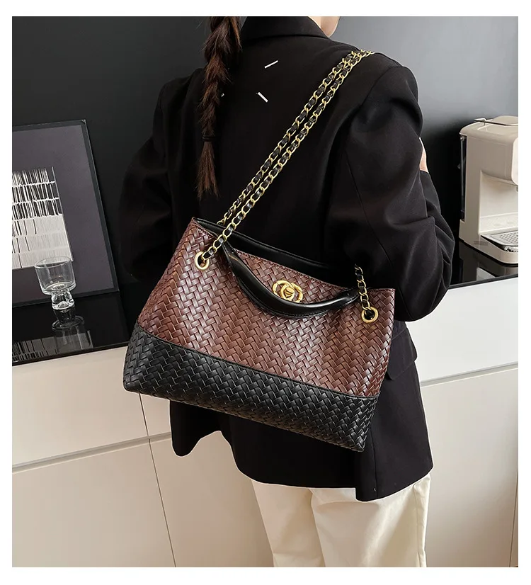 Retro Large-capacity Shoulder Underarm Bag Women's Europe, America New Woven Tote Bag Fashionable Texture Messenger Bucket Bag