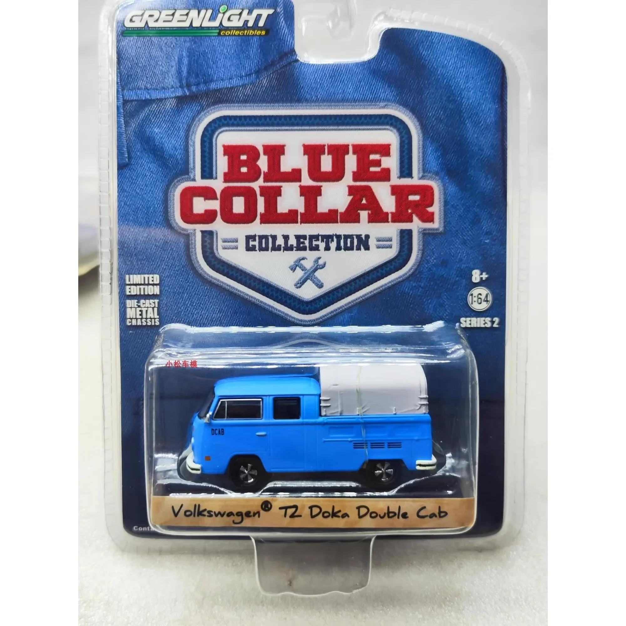 

1:64 Volkswagen T2 Doka Double Cab High Simulation Diecast Metal Alloy Model Car Toys For Festival Collectibles Child ornament