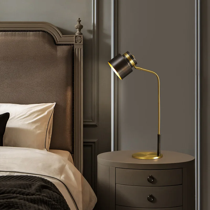 Nordic bedroom bedside table lamp, simple and personalized modern study desk lamp