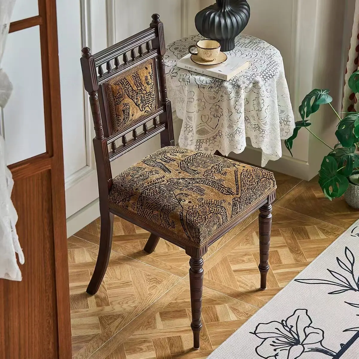 Factory-direct Vintage-style Solid Wood High-back Upholstered Dining Chair Living Room Leisure Chair Cafe Seat