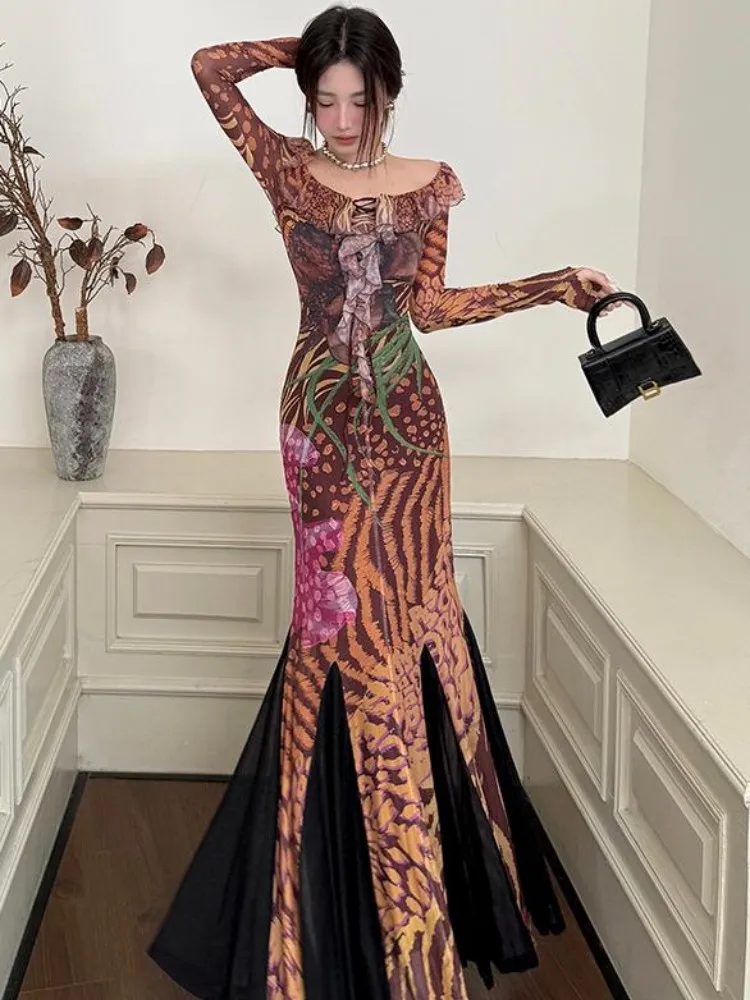 فستان ريترو صيني جديد مطبوع بدون أكتاف مع تصميم الربيع والخريف للنساء، فستان طويل مصمم وفريد من نوعه على شكل ذيل السمكة #3