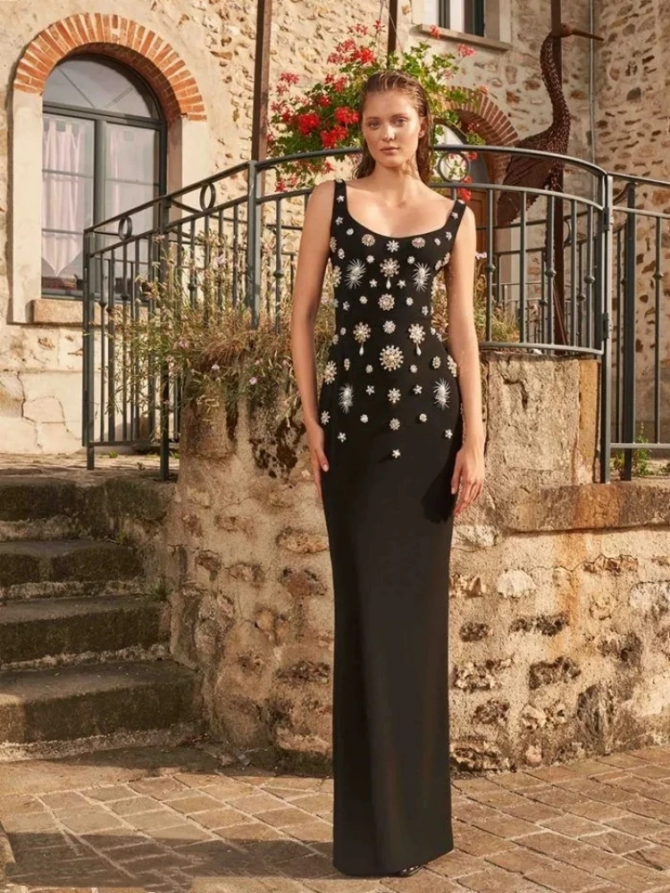 Sexy Straps Retro Diamonds Design Long Dress Elegant Women Black Sleeveless Brooch-Embellished Slim Maxi Gown Evening Party Club