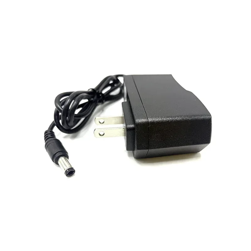 12.6V 1A 18650 Lithium Battery Charger 12V 1A Screwdriver Portable Wall Charger DC 5.5 * 2.1 MM Plug for Li-ion Battery Pack