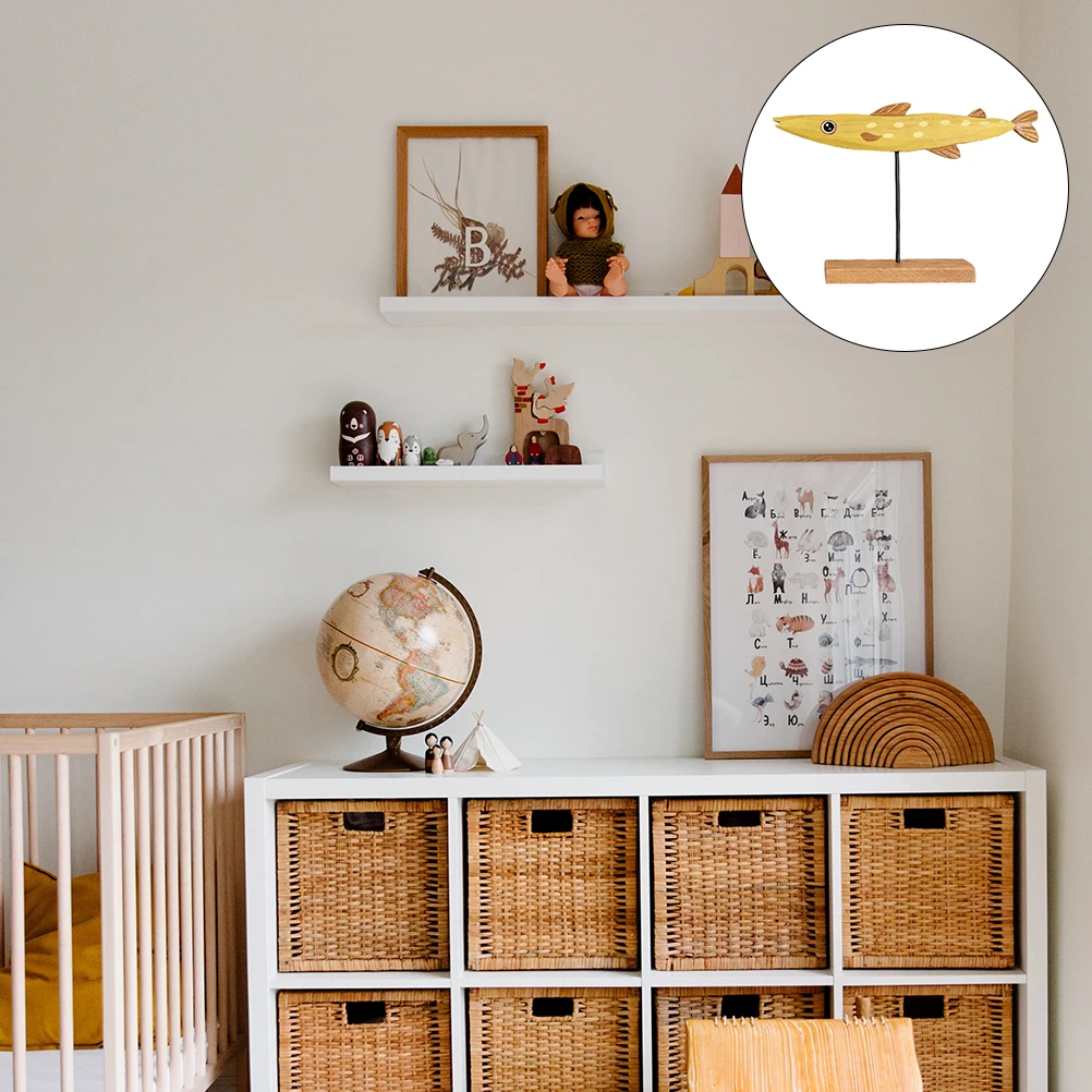 

Wooden Christmas Fish Ornament Cute Cartoon Desktop Decoration for Holiday Party Home Office Bar Hotel Xmas Decor Fish Craft