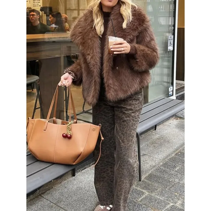 

Модная короткая пушистая женская одежда, куртка с воротником из искусственного меха