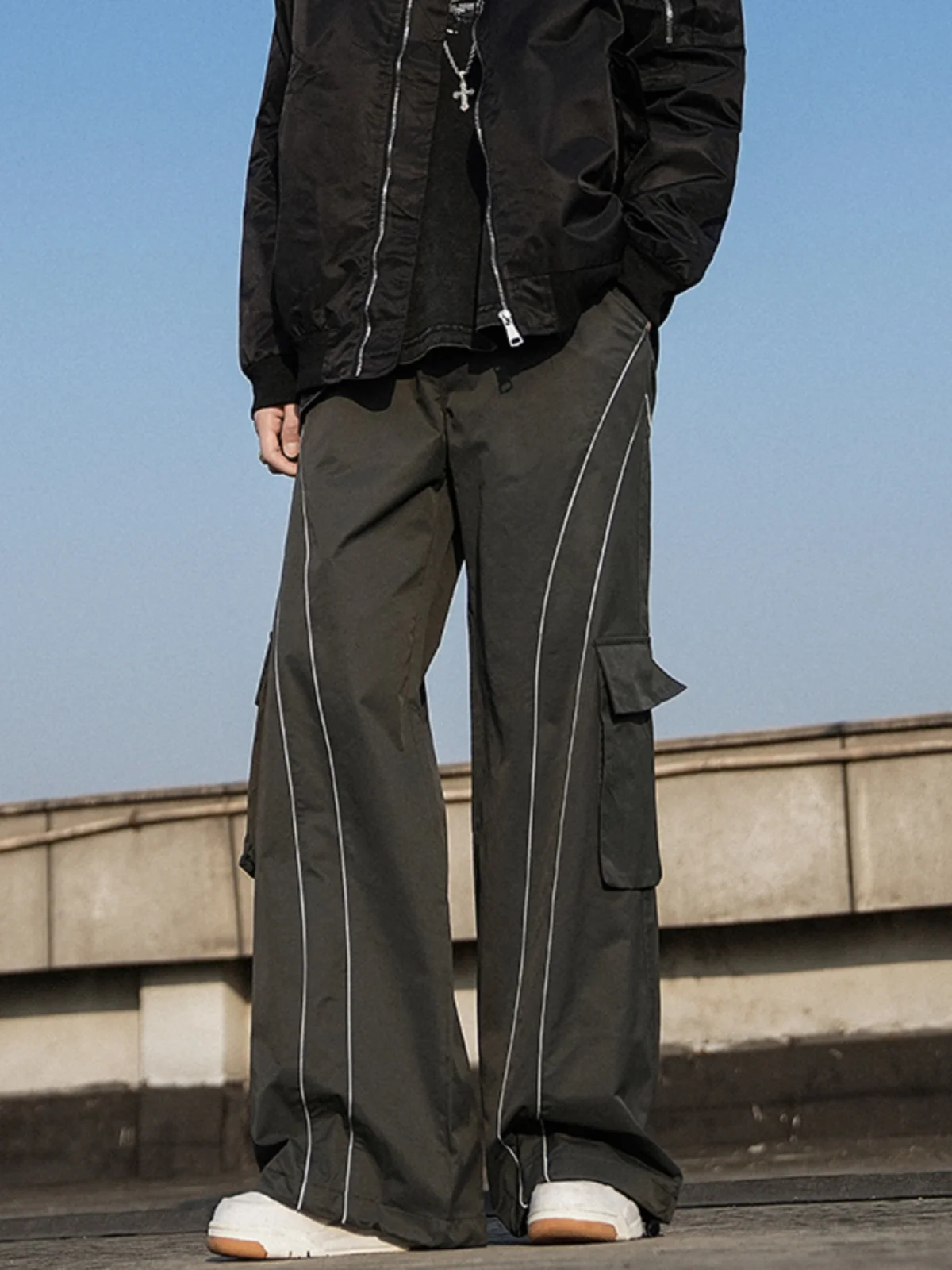 

Trendy American High Street Stripe Patchwork Loose Casual Pants for Men with Big kets Youthful Vitali Sle Workwear