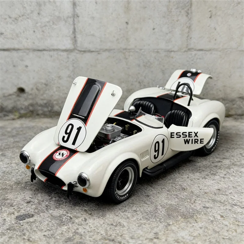 

1:22 Shelby Cobra 427 S/C Alloy Sports Car Model Diecast Metal Classic Retro Racing Car Vehicles Model Sound Light Kids Toy Gift