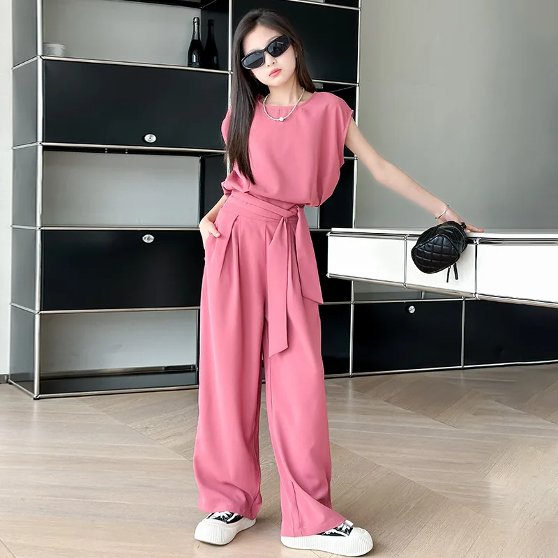 

Girls' summer outfit set with a trendy 2024 internet celebrity new sweet fried street two-piece set for fashionable girls