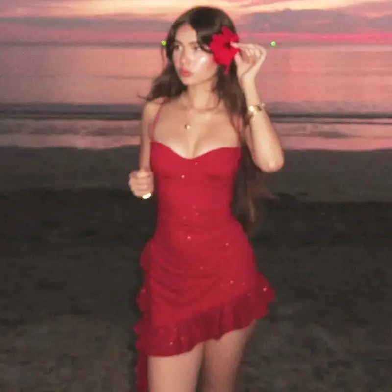 Sexy Rüschen-Pailletten-Trägerkleid für Damen, frisch, süß, Urlaub, rot, einfarbig, rückenfrei, Minirock, elegantes Strandkleid
