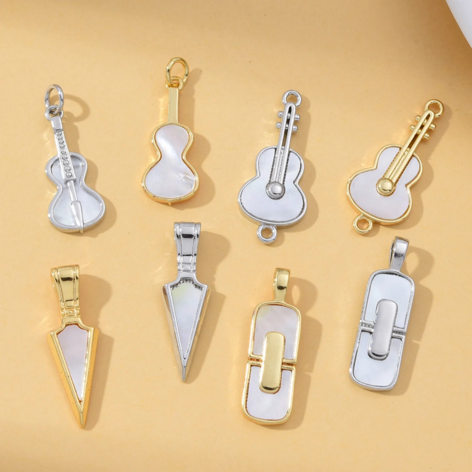 

5pcs Europe and The United States Hip-hop Natural Shell Guitar Necklace Pendant Accessorie DIY Jewelry Making Material Wholesale