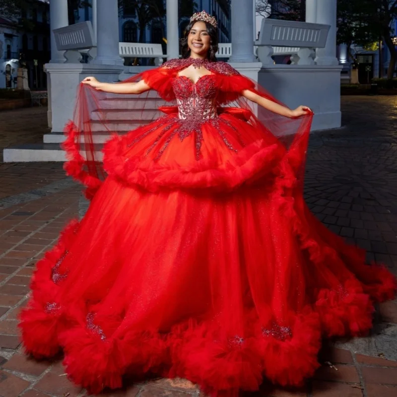 

Блестящие красные платья для квинсеаньеры с открытыми плечами, с блестящим кружевом, оборками, аппликациями, длинным шлейфом и бантом, Vestido 15 Quinceanera, на заказ