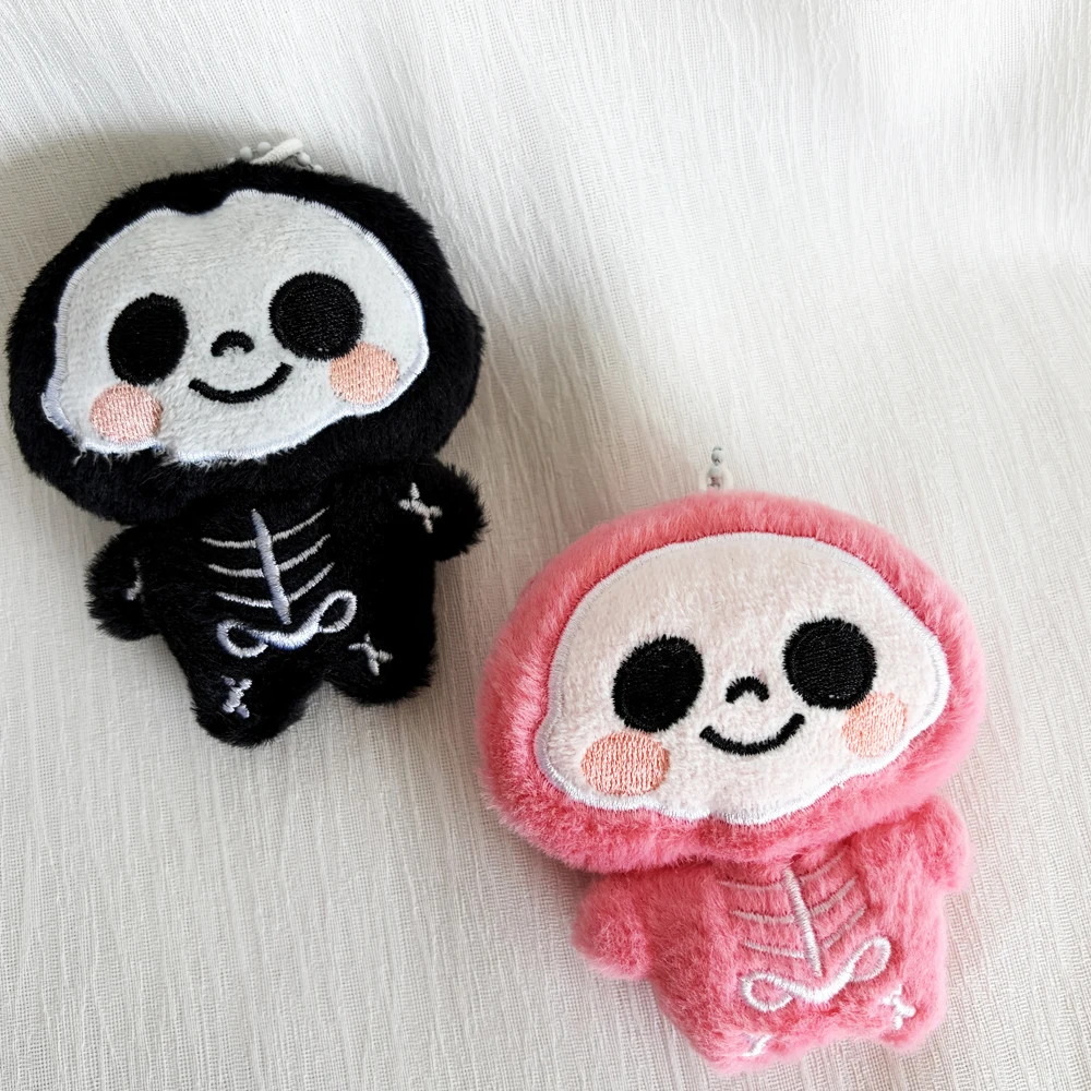 Cute Skull Ghost Plush Keychain for Women Fluffy Skeleton Doll Bag Pendant Cartoon Party Gifts Kawaii Key Chain Accessories