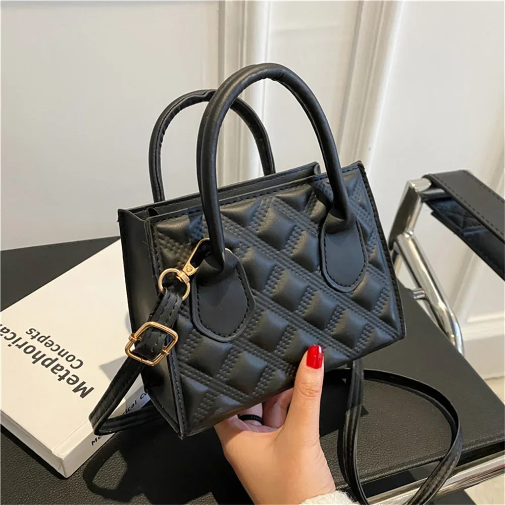 Fashion Shoulder Crossbody Bag For Women Solid Colour Pu Leather Simple Female Daily Bag Casual Handbag Purse Clutches