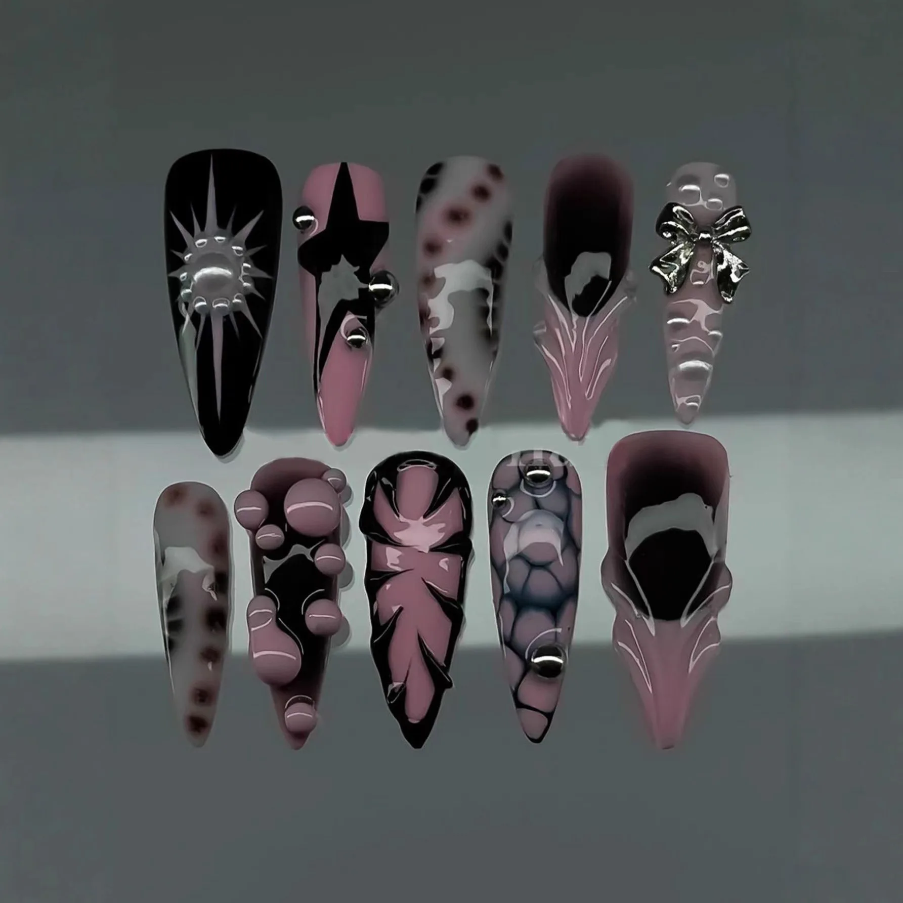 เล็บปลอมลายเสือดาวสีชมพูดำหวานเย็น 10 ชิ้น ทำมือ สำหรับผู้หญิง สไตล์ยุโรป กอธิค พังก์