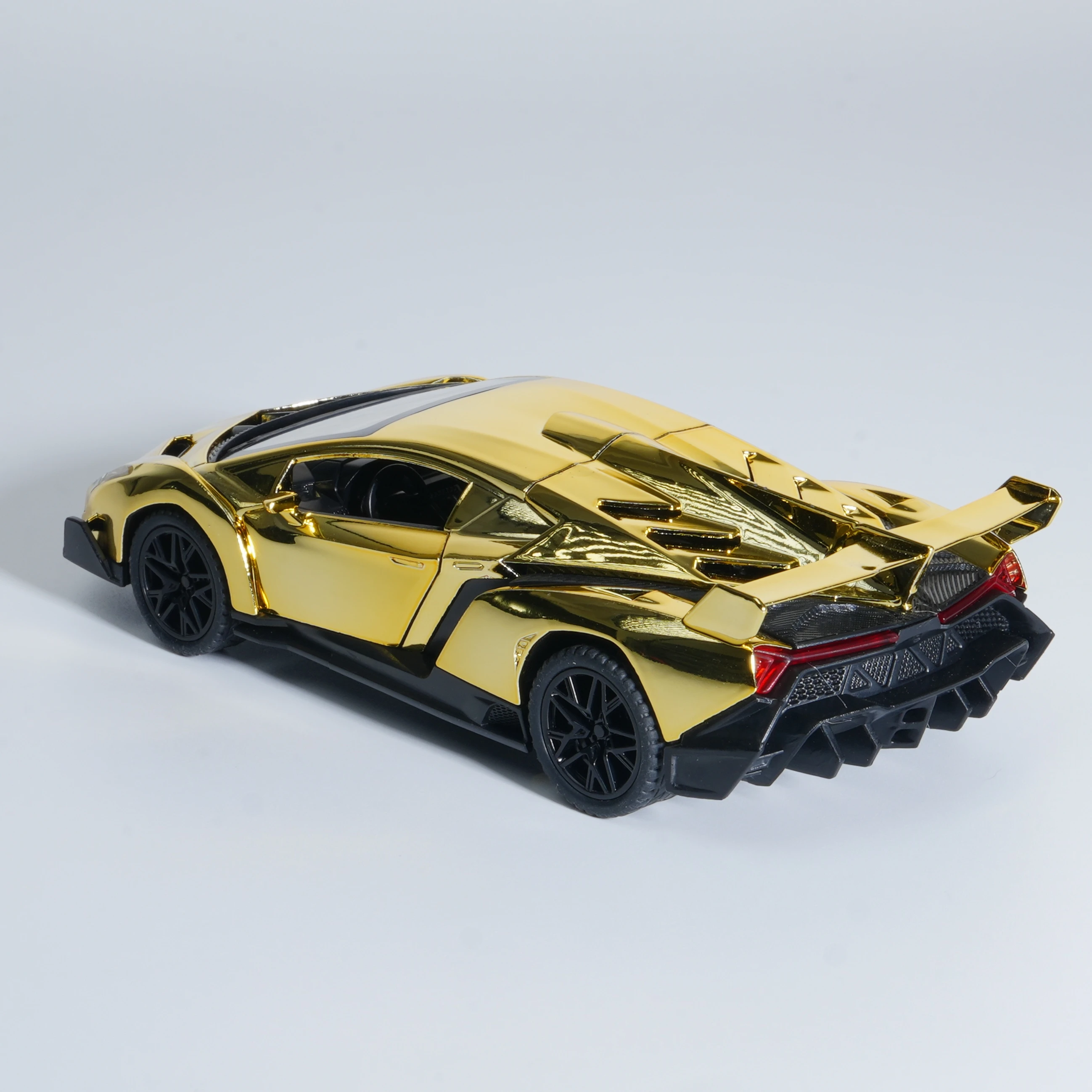 1:32 gegalvaniseerd goudlegering automodel, voorgebouwd gegoten voertuigmodel, geschikt voor cadeau- of desktopdisplay.