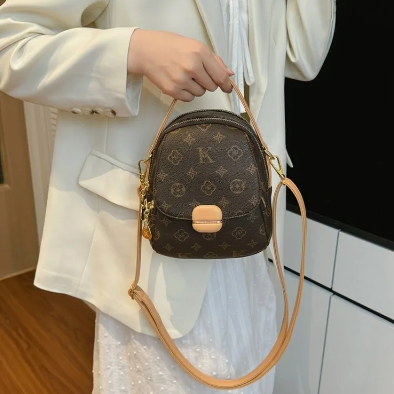 High-End Diaper Bag Trendy Letter Logo Tote Casual Business Shoulder Bag Unique Elegant Leather For Party Or Shopping - view 4