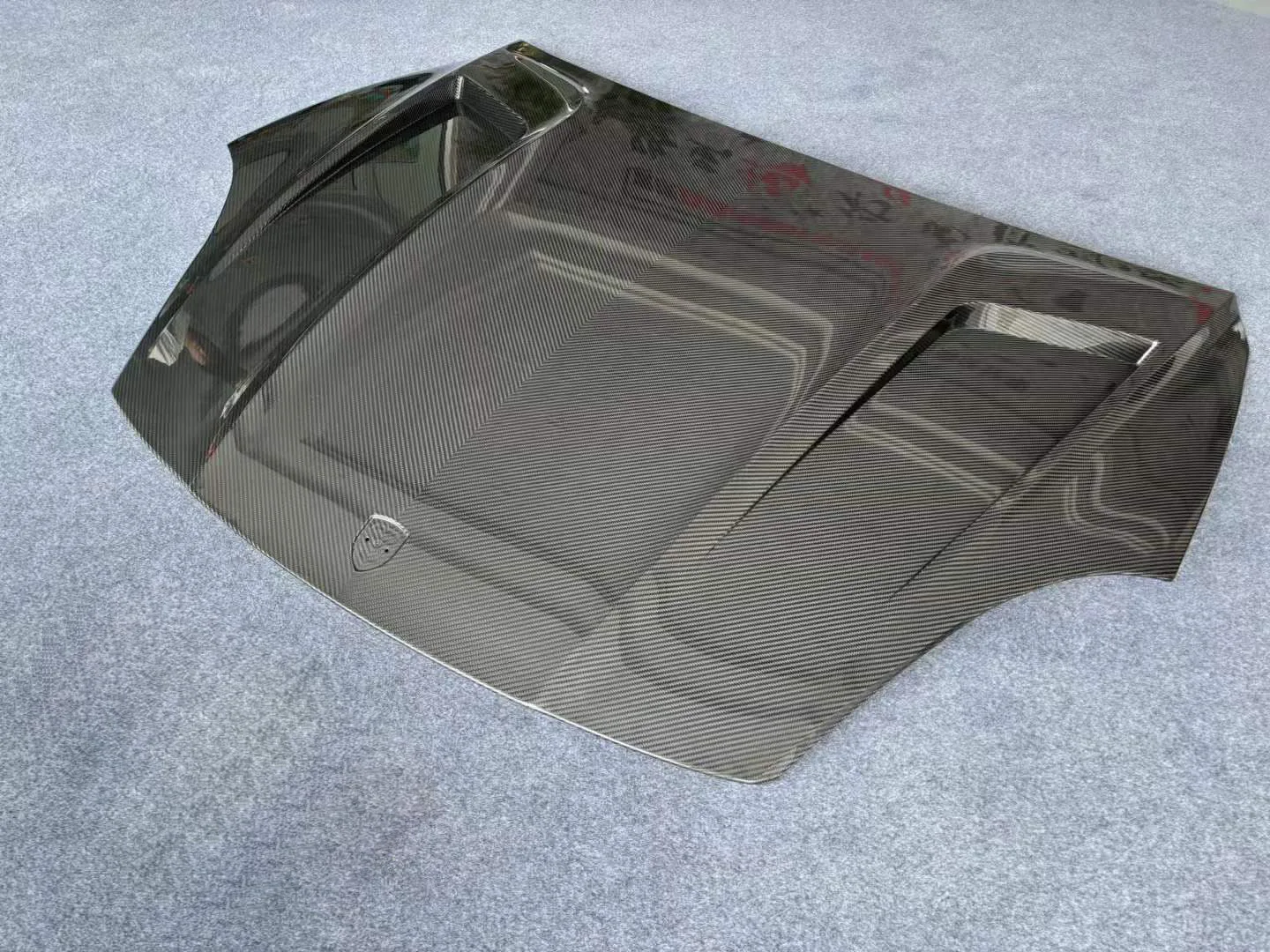 طقم غطاء أغطية المحرك الأمامي من ألياف الكربون الجافة لغطاء كايين 9Y0 مناسب تمامًا