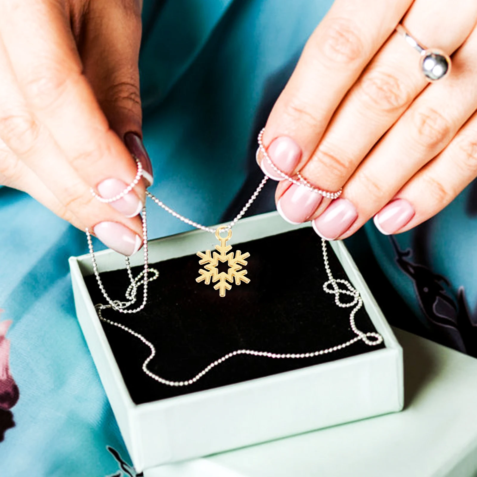 100 قطعة المعلقات ندفة الثلج DIY بها بنفسك مجوهرات Charms مجموعة للحرف اليدوية سبيكة معلقة اكسسوارات السائبة عناصر زينة عيد الميلاد #3