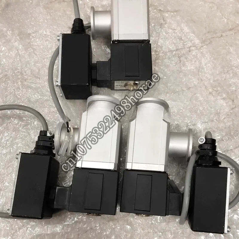 

XLS-25-P5G Серия XLS Алюминиевый угловой клапан высокой вакуума Электромагнитный