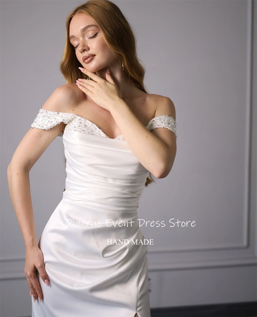 Dianruo Geraffte Mieder Anmutige Brautkleider Off Schulter Asymmetrische Vestido De Noiva Seite Schlitz Abendkleider Angepasst