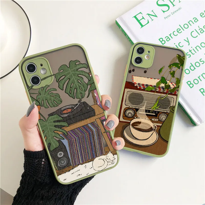 Table Cat Phone Case For iPhone 17 16 15 14 13 Pro Max 13 12 Mini 11 Pro Max X XR XS 16 15 14 Plus Retro style Cover Shockproof