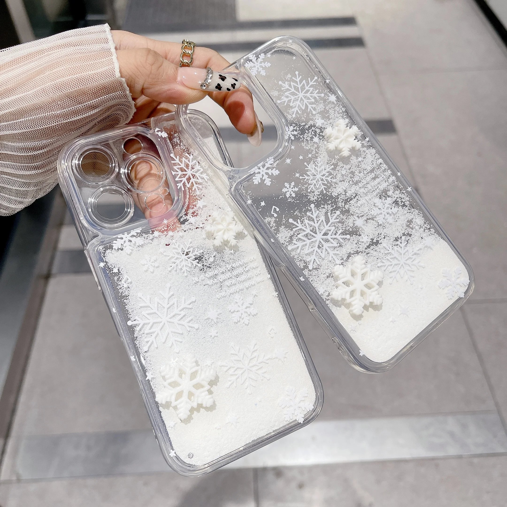 حافظة لامعة ثلاثية الأبعاد على شكل ندفة الثلج لهاتف آيفون 16 11 12 13 14 15 Pro Max Plus مع غطاء حماية للكاميرا وسوار معصم