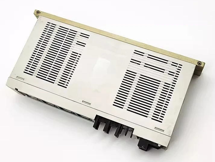 

MDS-C1-V2-1010 2020 3510 3520 3535 Сервопривод, усилитель