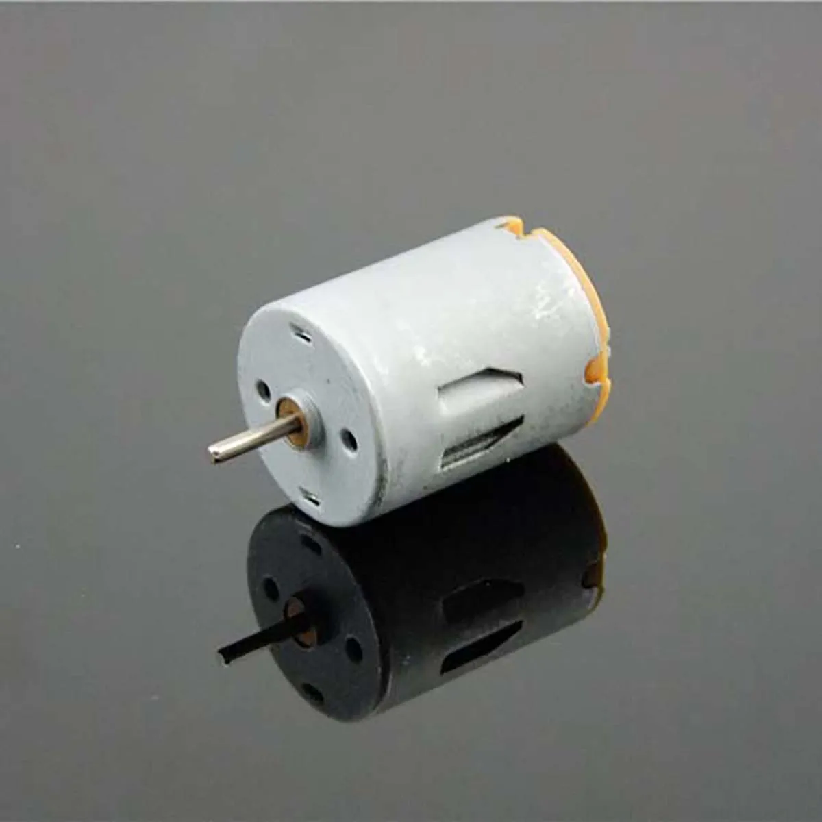 1Pcs R280 Micro DC Motor 3V~9V Carbon Brush Motor Toy Tank Motor Remote Control Boat DIY Model Accessories