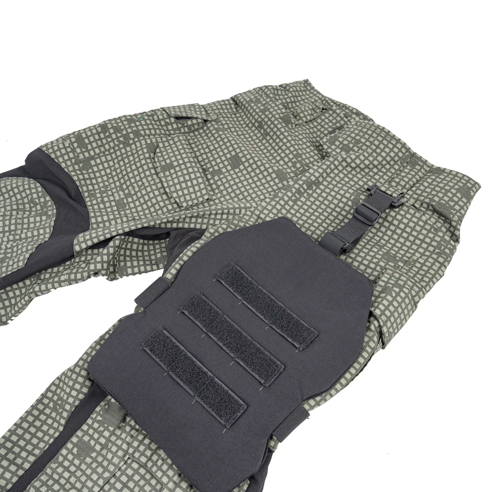 

Tactical Leg Armor Molle Universal Airsoft Thigh Guards Protection Plate Outdoor Leg Expansion Kit for CS Paintball Shooting