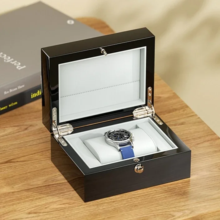Luxury Watches Box Flip Cover Wrist Watch Storage Boxes Men Watch Bright Surface Display Box Waterproof Watches Organizer Box
