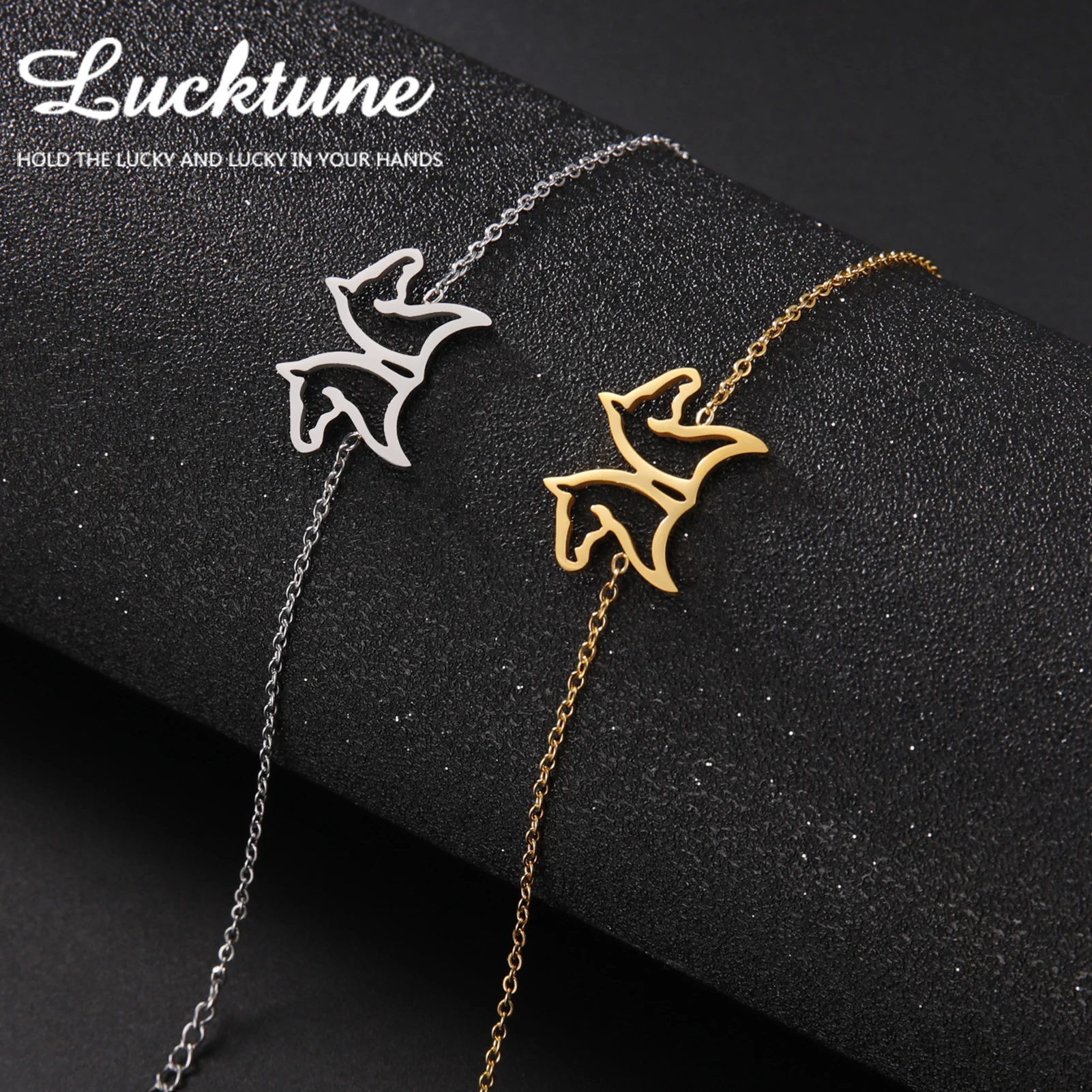 Lucktune Double Horse Head Animal Pendant Bracelet Stainless Steel Fashion Chain Charms Bracelet for Women Jewelry Birthday Gift