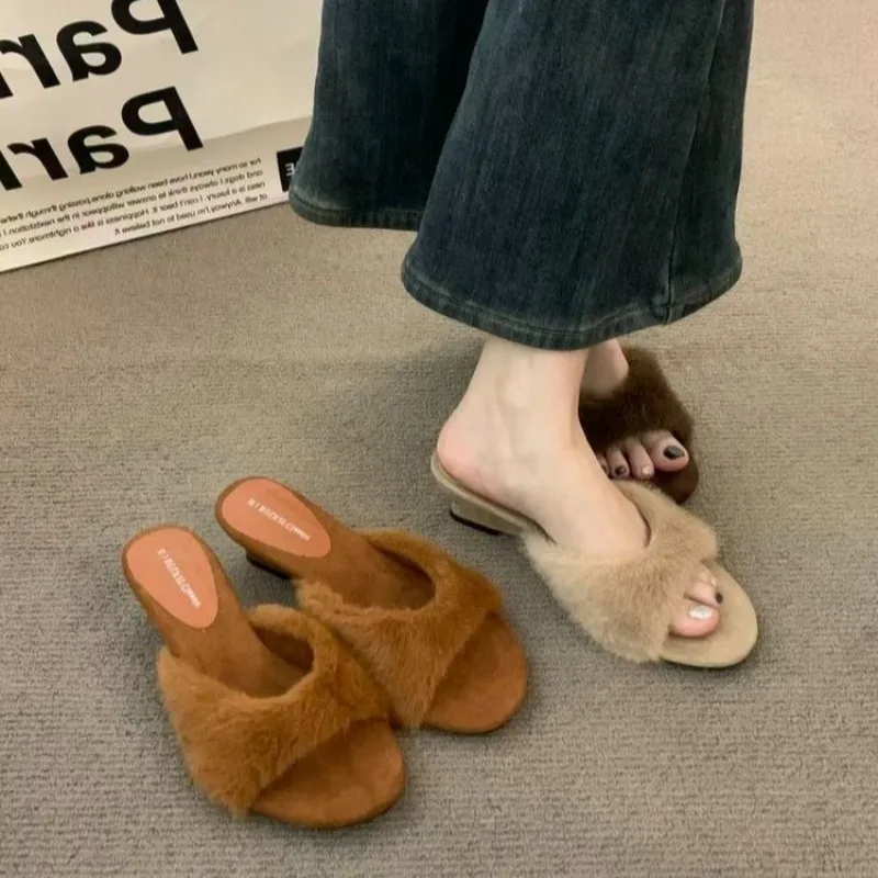 Quality Wedge-style Soft-soled Slippers for Women, Suitable for Outerwear in Autumn, High-heeled Summer Sandals