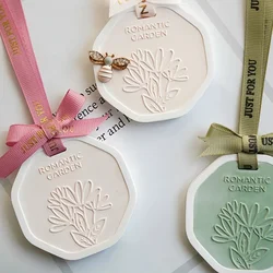 4 Holes Octagonal Flower Listing Silicone Mold DIY Aromatherapy Gypsum Pendant Decoration Mould