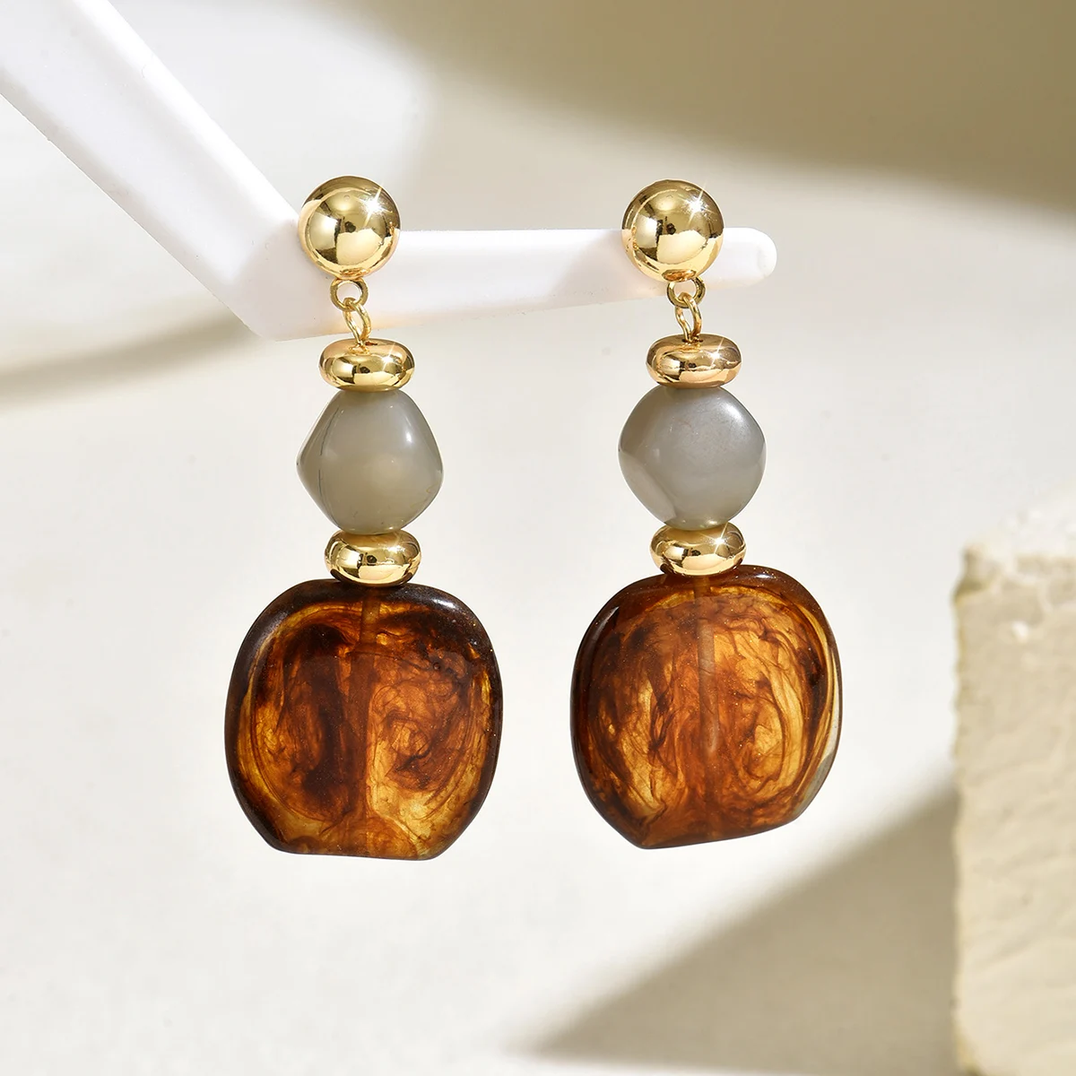Women's Trendy Resin Dangle Earrings, Irregular Shape