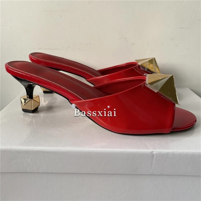 Big Rivet Buckle Decor Modern Sandals Women Luxury Patent Leather Unique Kitten Heel Slingbacks Summer Shoes