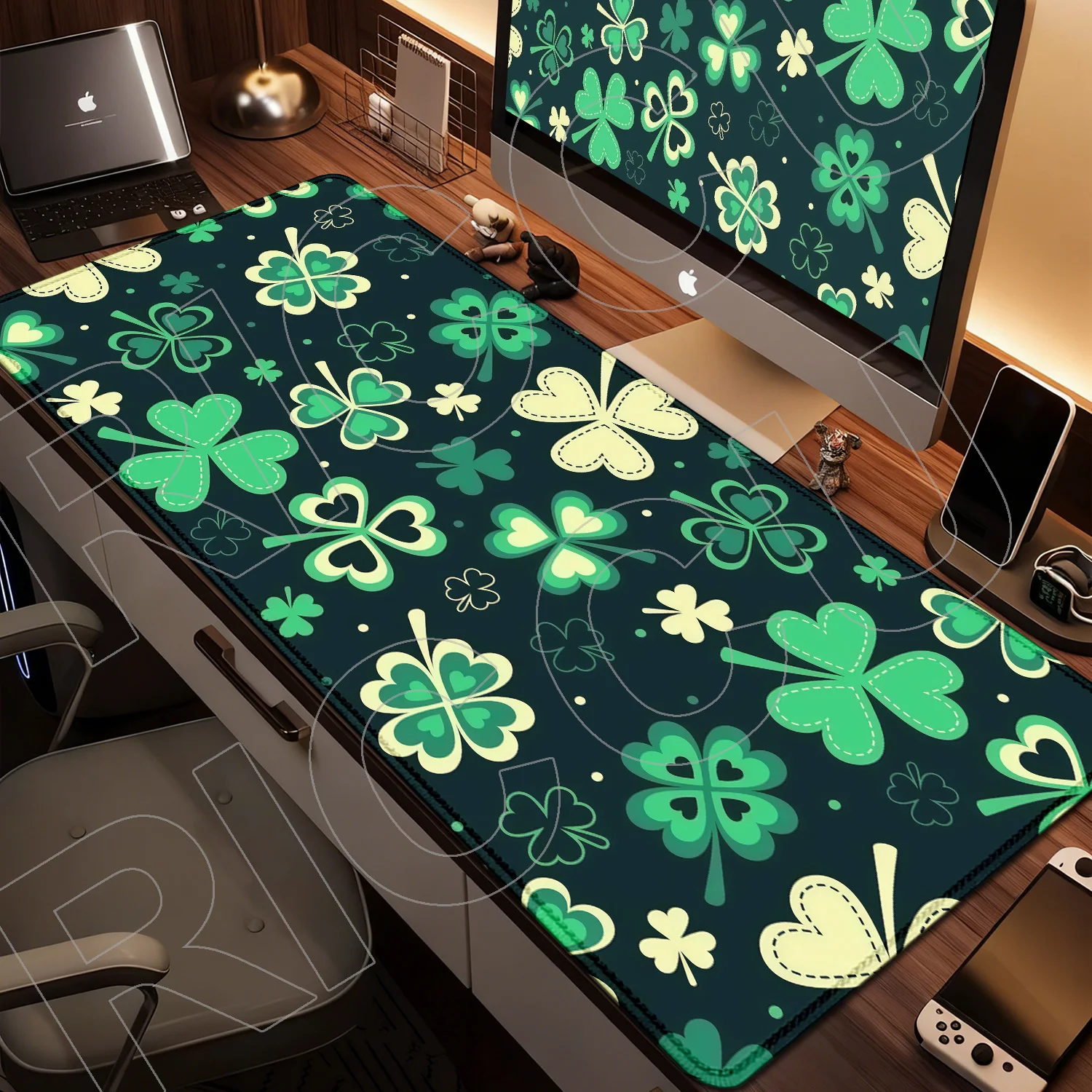 

HD Printing Lucky Four-leaf Clover Desk Mat cute 900x400mm Kawaii XXL mouse pad Rug Artistic Style mousepad Anime PC accessories