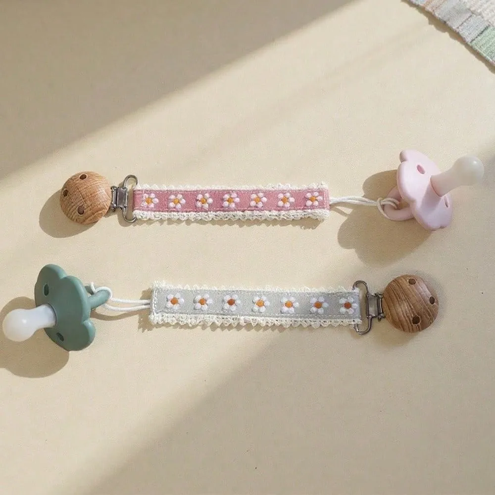 

Heart Daisy Printed Flower Print Dummy Nipple Holder Lace Floral Anti-drop Wooden Baby Pacifier Chain Colorful PP