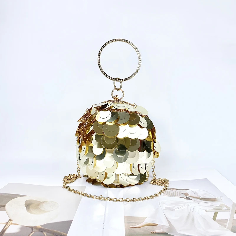 Unique design of niche, three-dimensional spherical metal handmade sequin banquet bracelet, circular bag