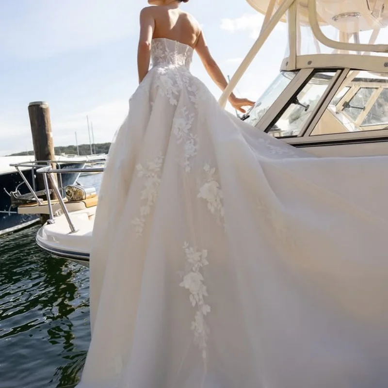 Ivory White Appliques Wedding Dresses off-shoulder A skirt 3D flower decal Long tail Bridal Gowns Made Customized