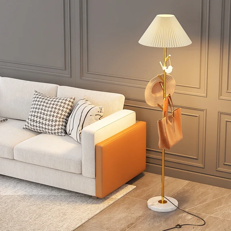 вешалка встроенный торшер,