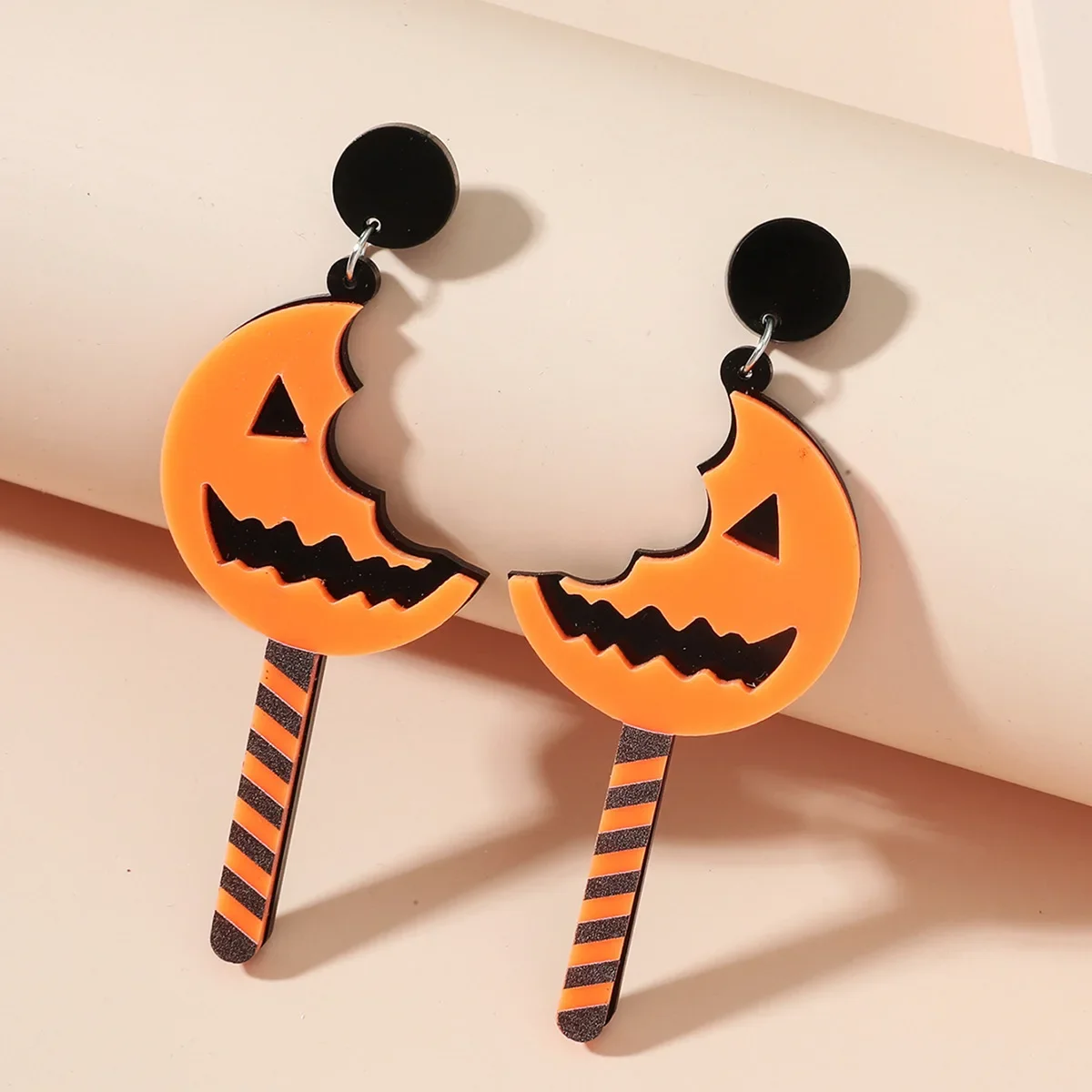 2024 New Halloween Theme Earrings Devil Pumpkin Black Orange Irregular Shaped Acrylic Earrings Ladies Jewelry Gift