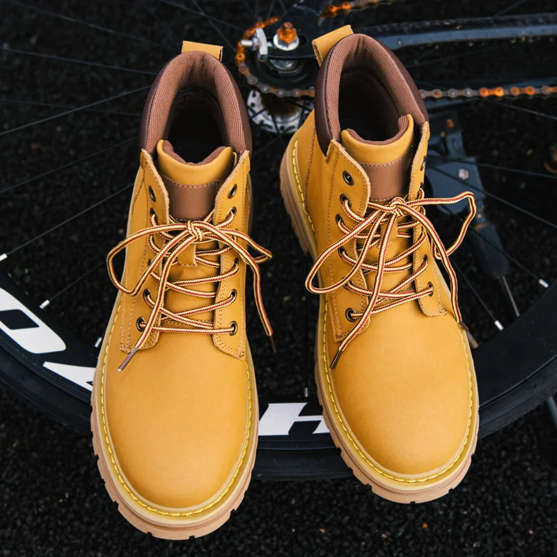 

Winter New Windproof and Warm High Top Motorcycle Outdoor Leisure Boots for Men with Round Toe and Thick Sole, Increased Height