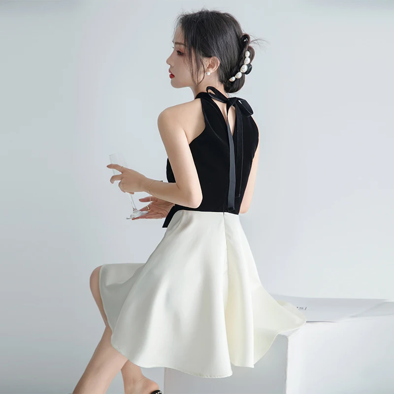 

Black Splice Dress Women's Simple Summer New Slimming Beach Vacation White Shoulder Baring Hanging Neck Skirt
