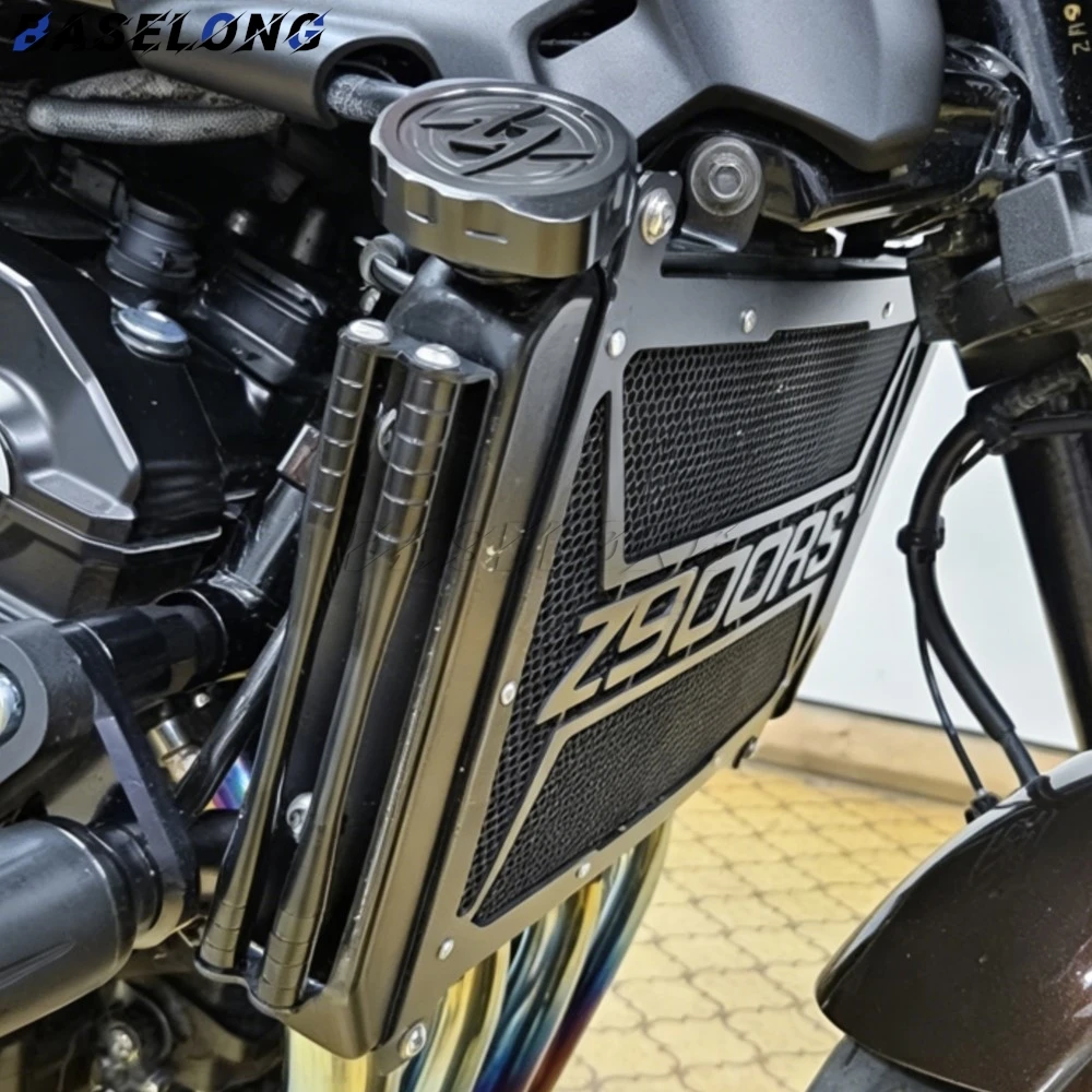 

Motorcycle Accessories Radiator Side Guard Protection Bar Trim Side Rod Set For Kawasaki Z900RS Cafe Z 900RS Z 900RS 2018-2026